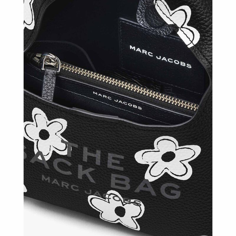 MARC JACOBS The Daisy Leather Mini Sack Bag image number 2